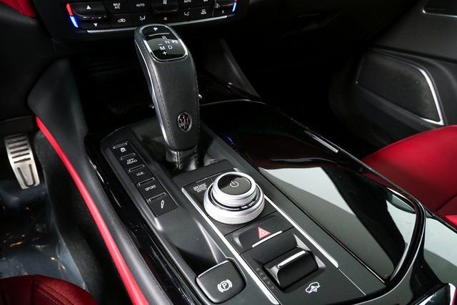 Used 2022 Maserati Levante Modena image 19