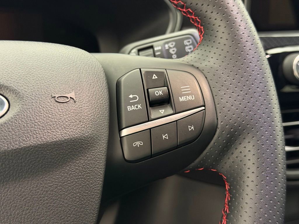 Used 2024 Ford Escape ST-Line image 27