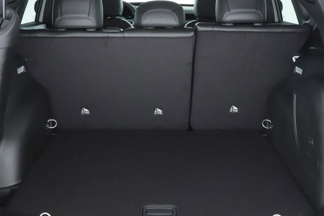 New 2026 Jeep Compass Limited w/ Sun, Sound & Navigation Group image 18