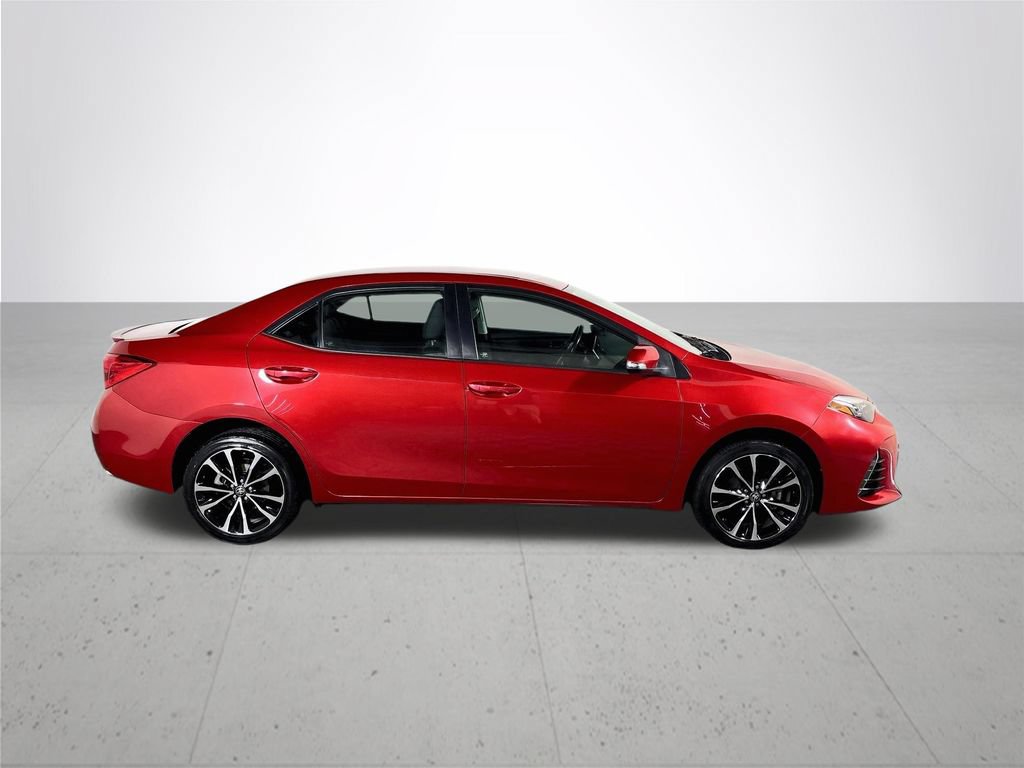 Used 2017 Toyota Corolla SE w/ Carpet Mat Package (TMS) FWD image 5
