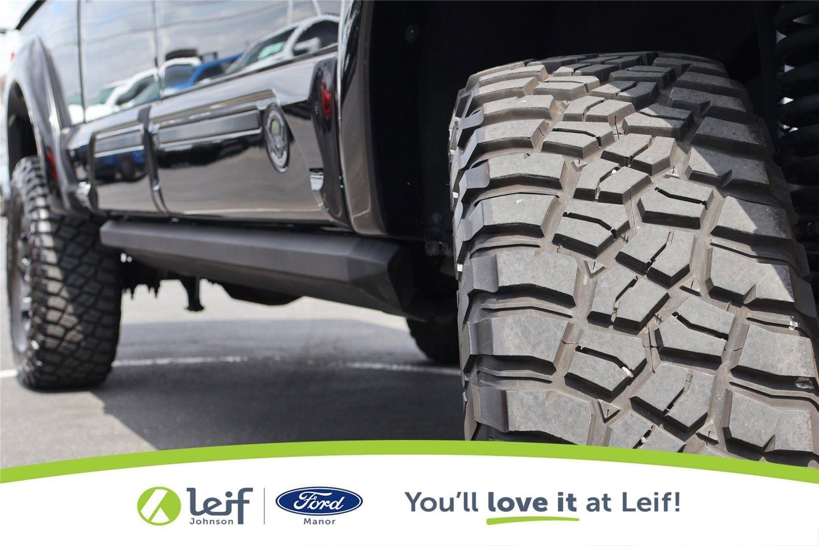 Used 2022 Ford F250 Lariat w/ Lariat Ultimate Package AWD/4WD image 13