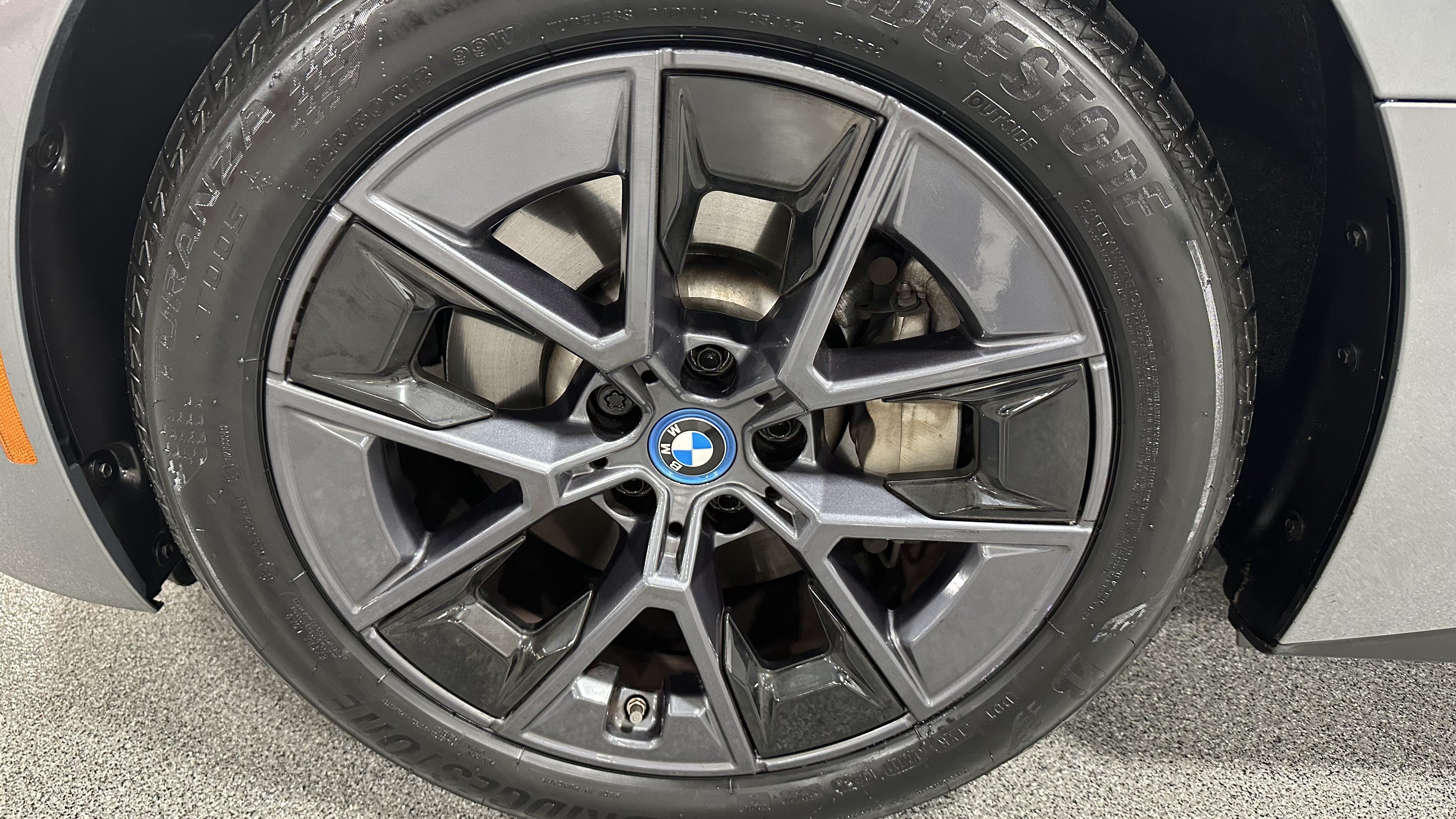 Certified 2023 BMW i4 eDrive35 RWD image 12