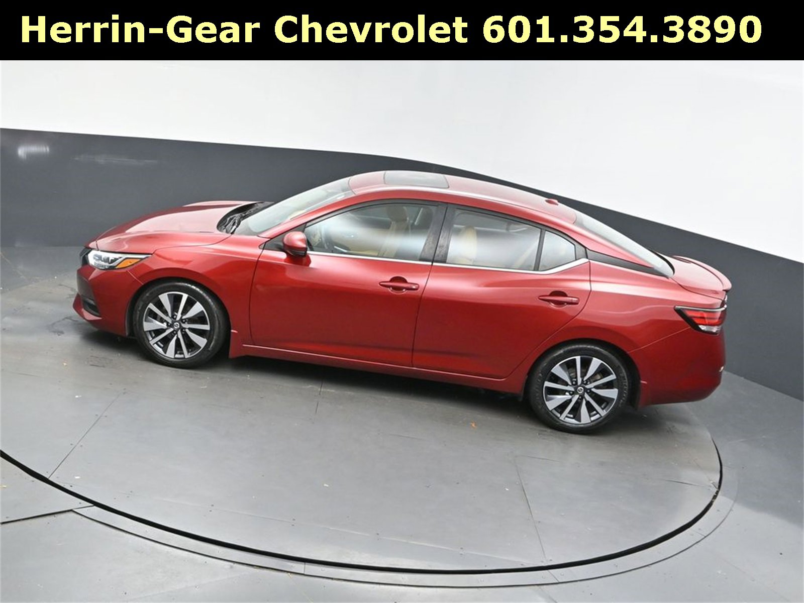 Used 2020 Nissan Sentra SV w/ SV Premium Package image 32