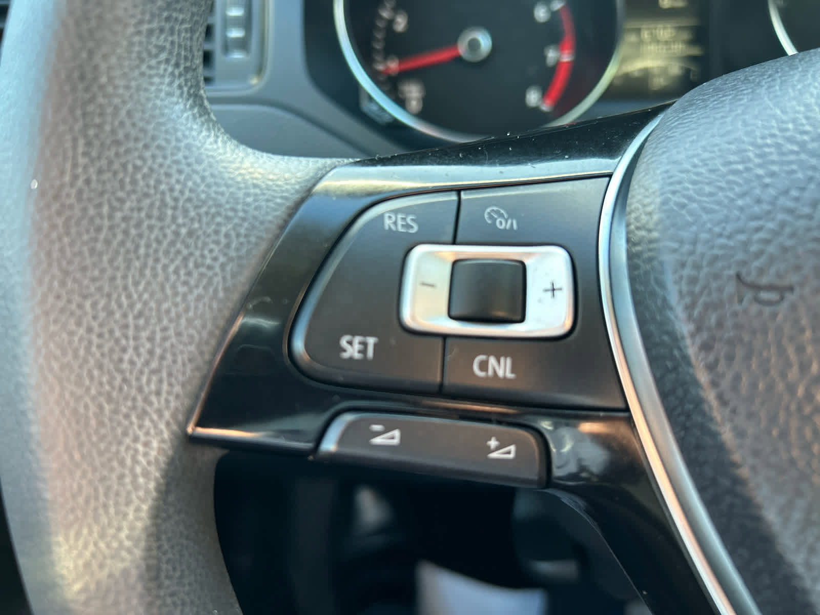 Used 2016 Volkswagen Jetta S image 23