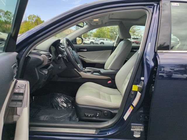 Used 2014 Lexus IS 250 AWD w/ Luxury Package w/Gray Wood image 11