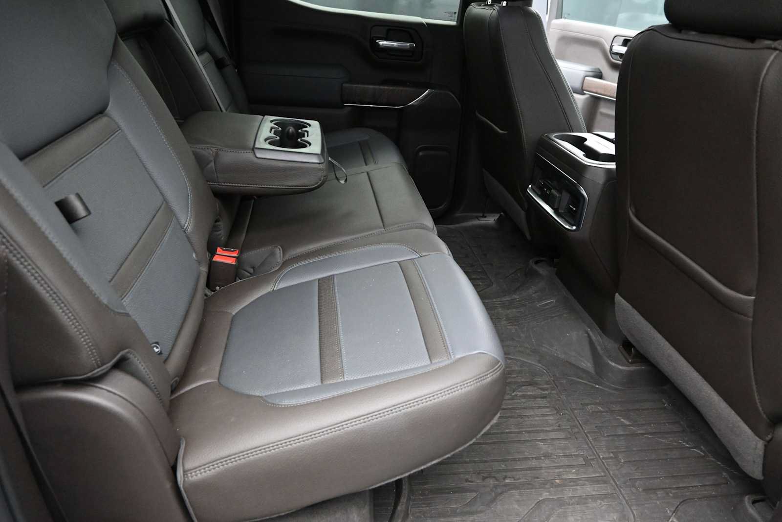 Used 2021 GMC Sierra 1500 Denali w/ Driver Alert Package II AWD/4WD image 32
