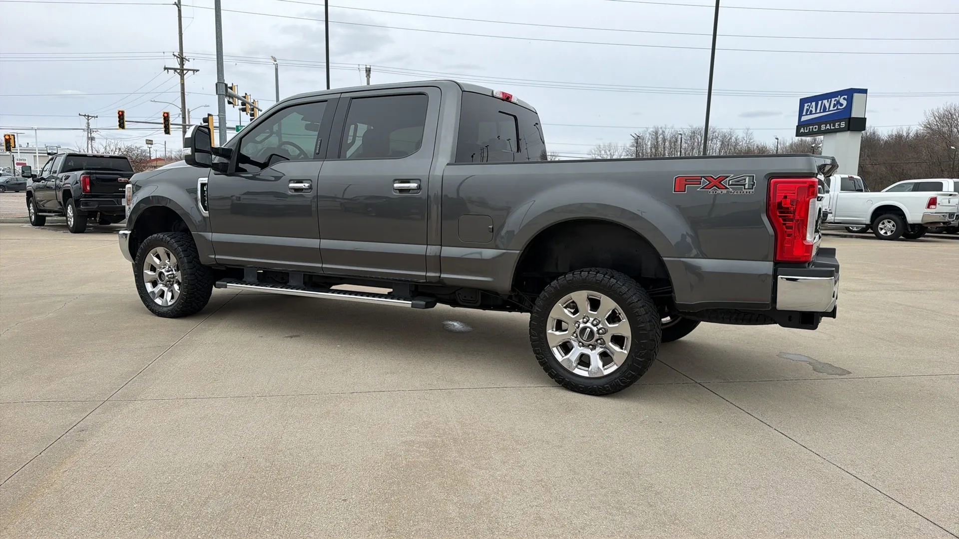 Used 2019 Ford F250 Lariat w/ Chrome Package image 13