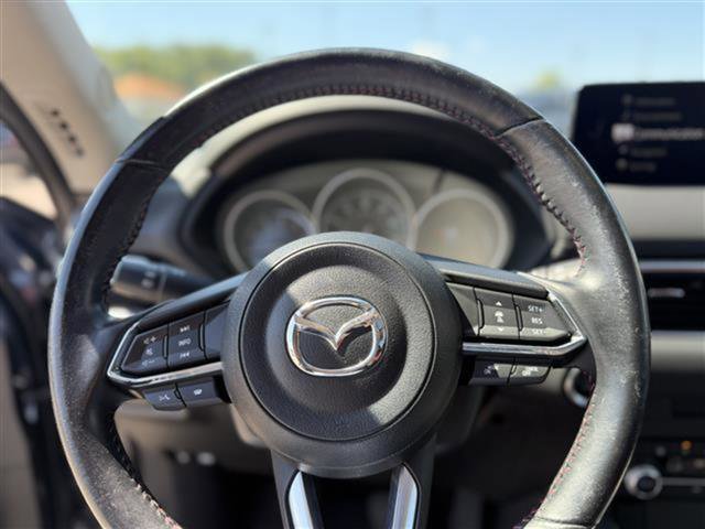 Used 2023 MAZDA CX-5 Carbon Edition image 17