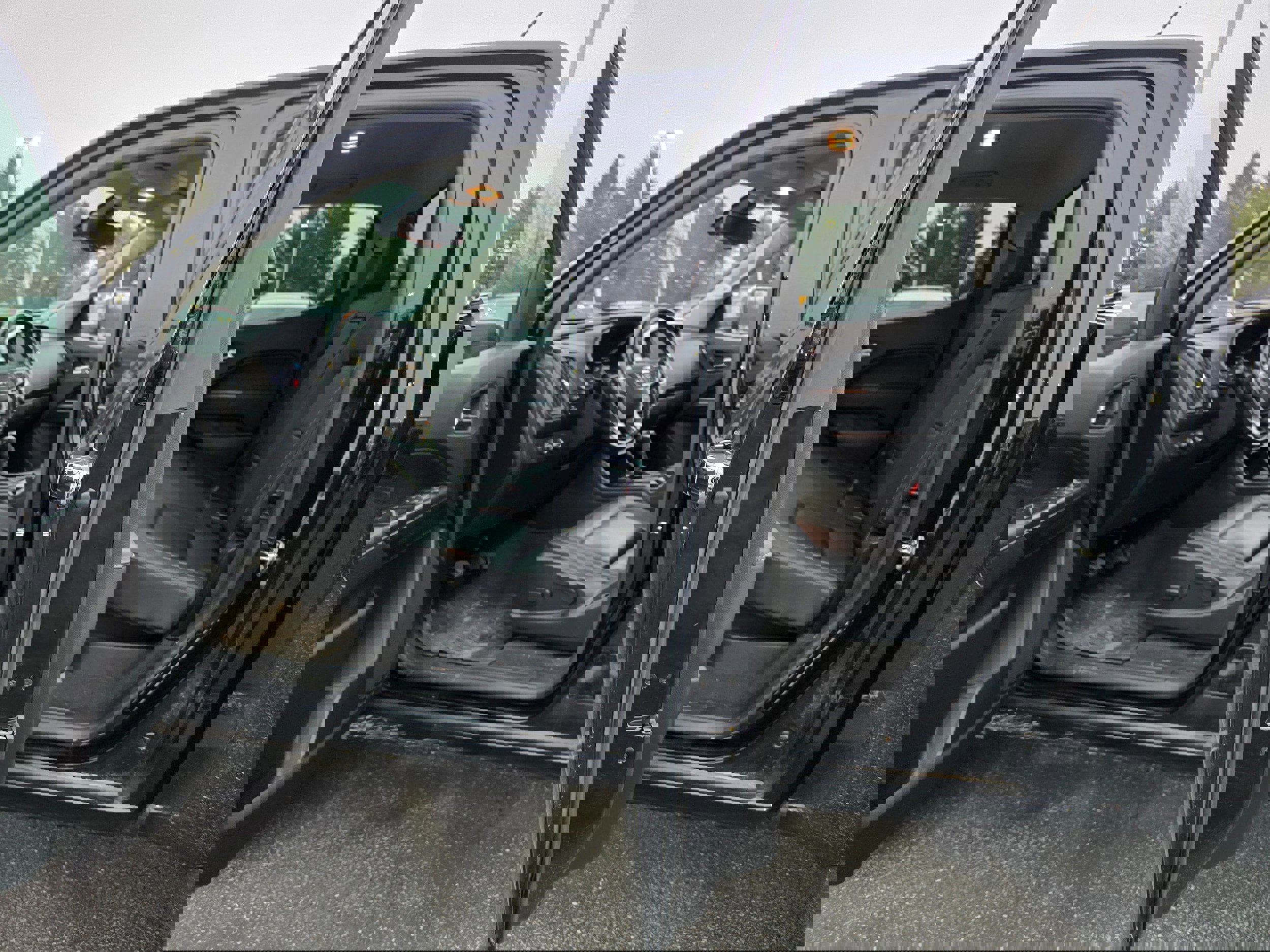 Used 2020 GMC Canyon SLT w/ Driver Alert Package image 10