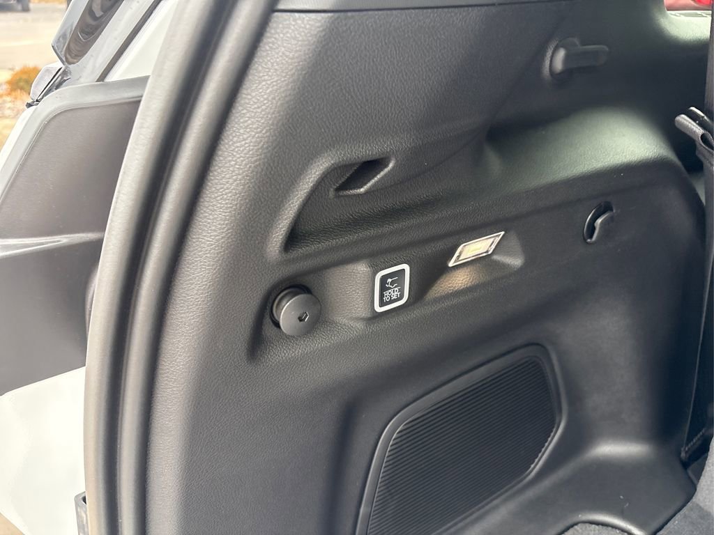 New 2026 Jeep Grand Cherokee L Limited w/ Limited Altitude Package image 22