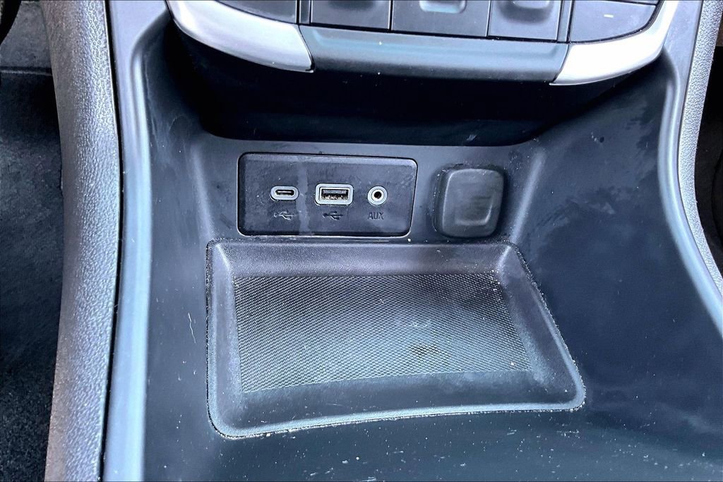 Used 2024 GMC Terrain SLE AWD/4WD image 15