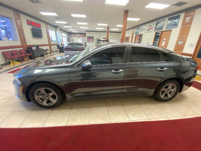 Used 2021 Kia K5 LXS FWD image 2