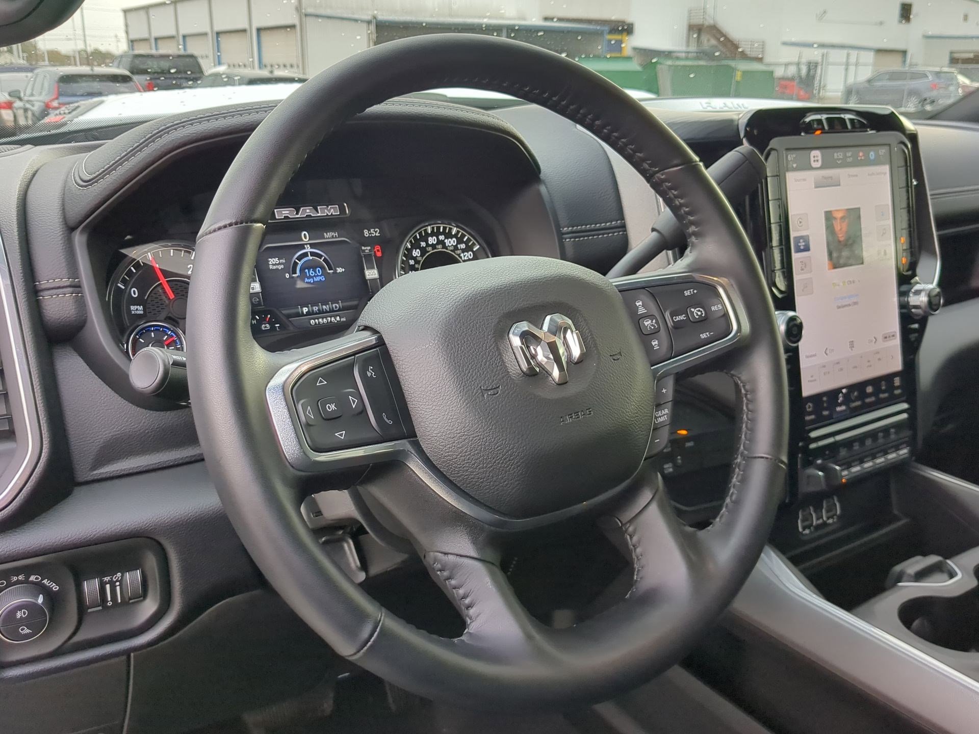 Used 2024 RAM 3500 Laramie w/ Night Edition image 17