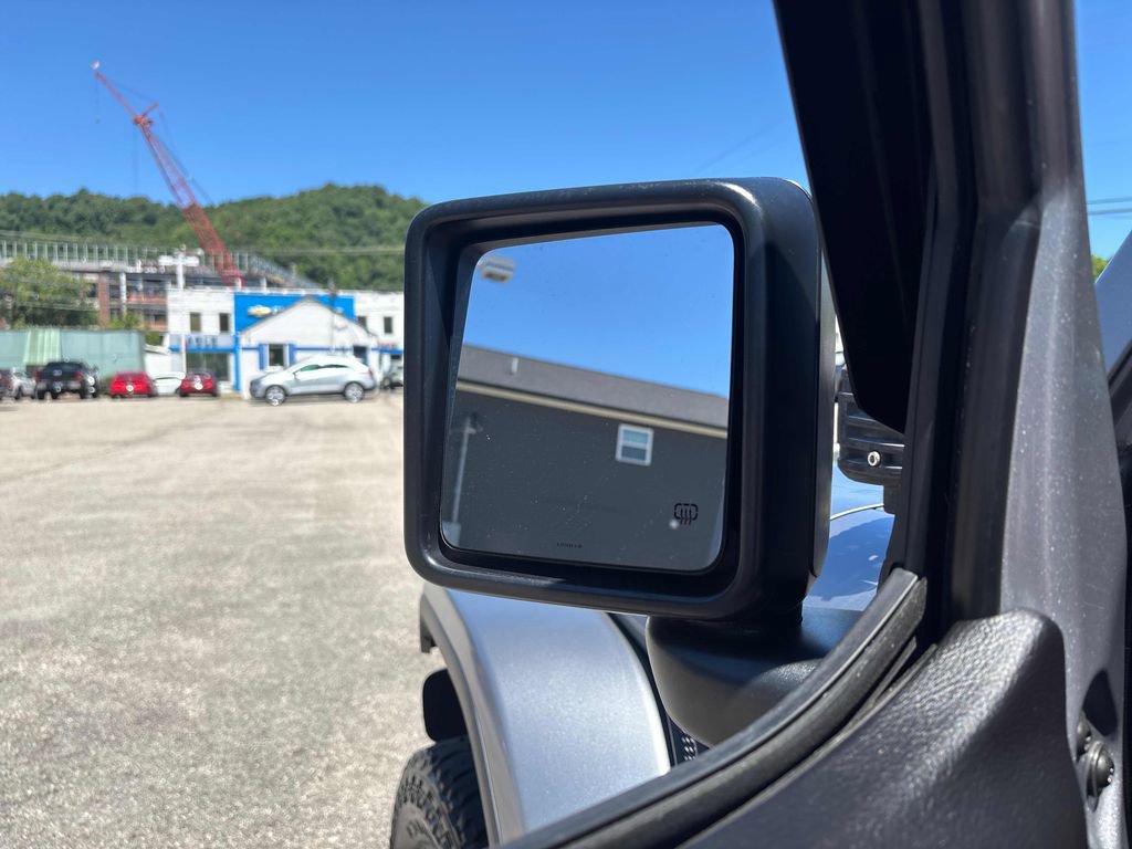 Used 2020 Jeep Gladiator Overland AWD/4WD image 10