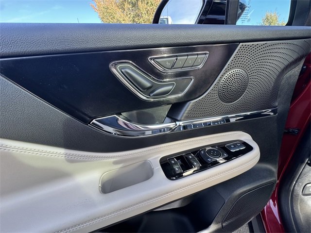 New 2026 Lincoln Corsair Premiere image 21