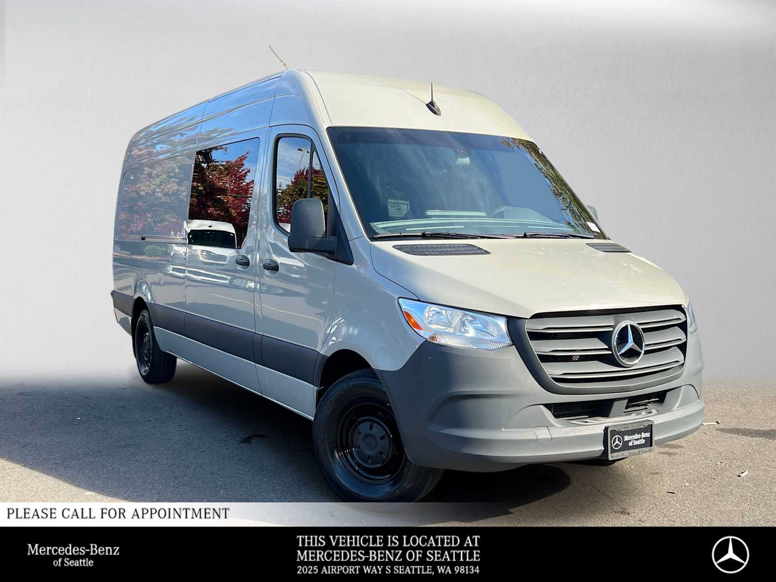 Used 2024 Mercedes-Benz Sprinter 2500 image 1