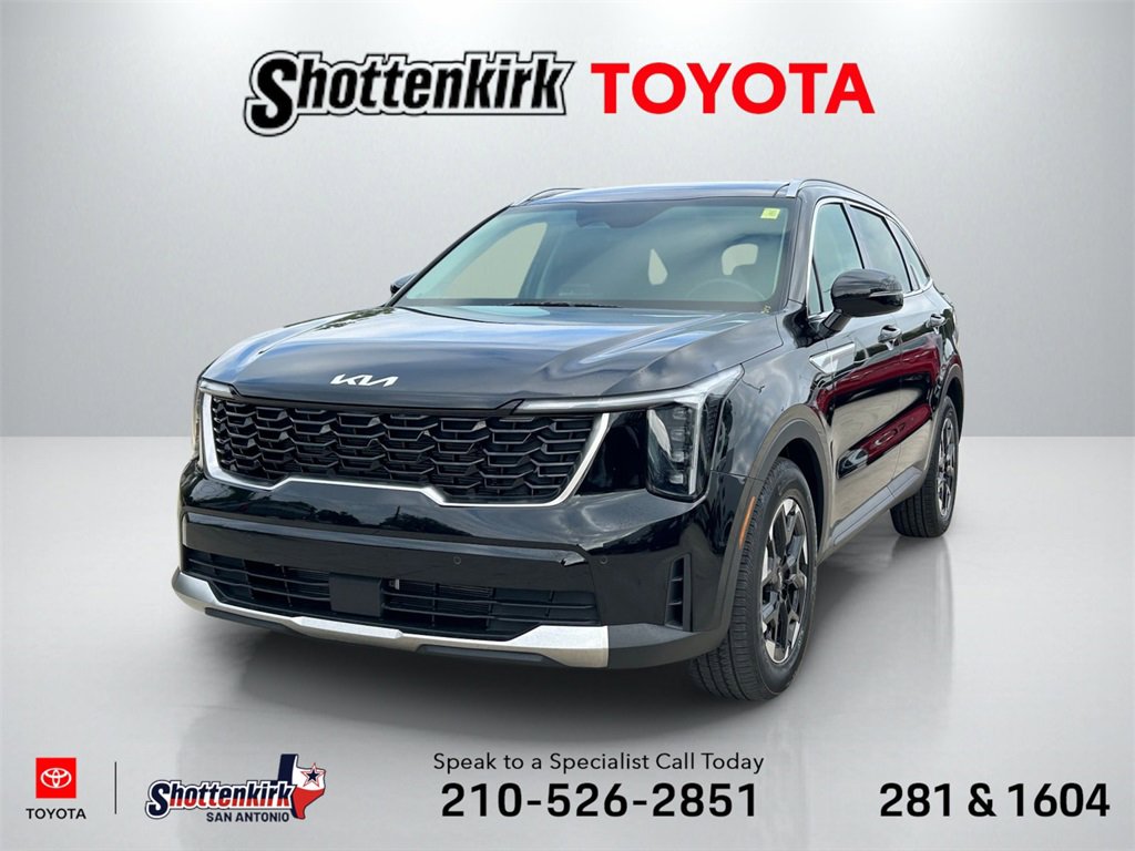 Used 2025 Kia Sorento S w/ Panoramic Sunroof Package