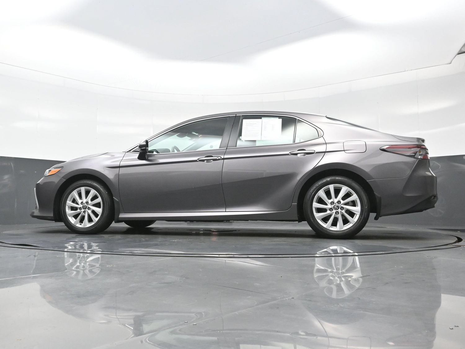Used 2023 Toyota Camry LE w/ Protection Package (Q2) (TMS) FWD image 29