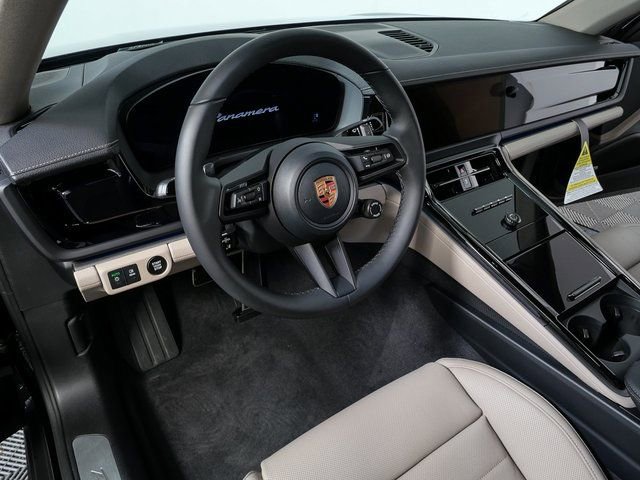 New 2026 Porsche Panamera image 4
