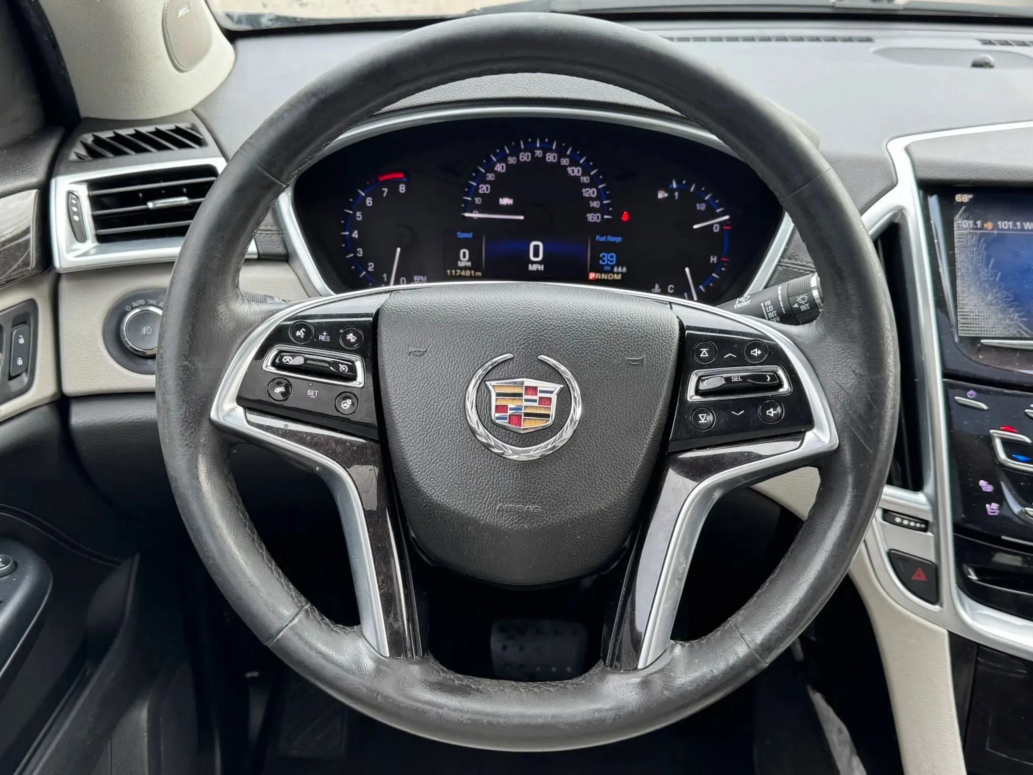 Used 2014 Cadillac SRX Premium image 17