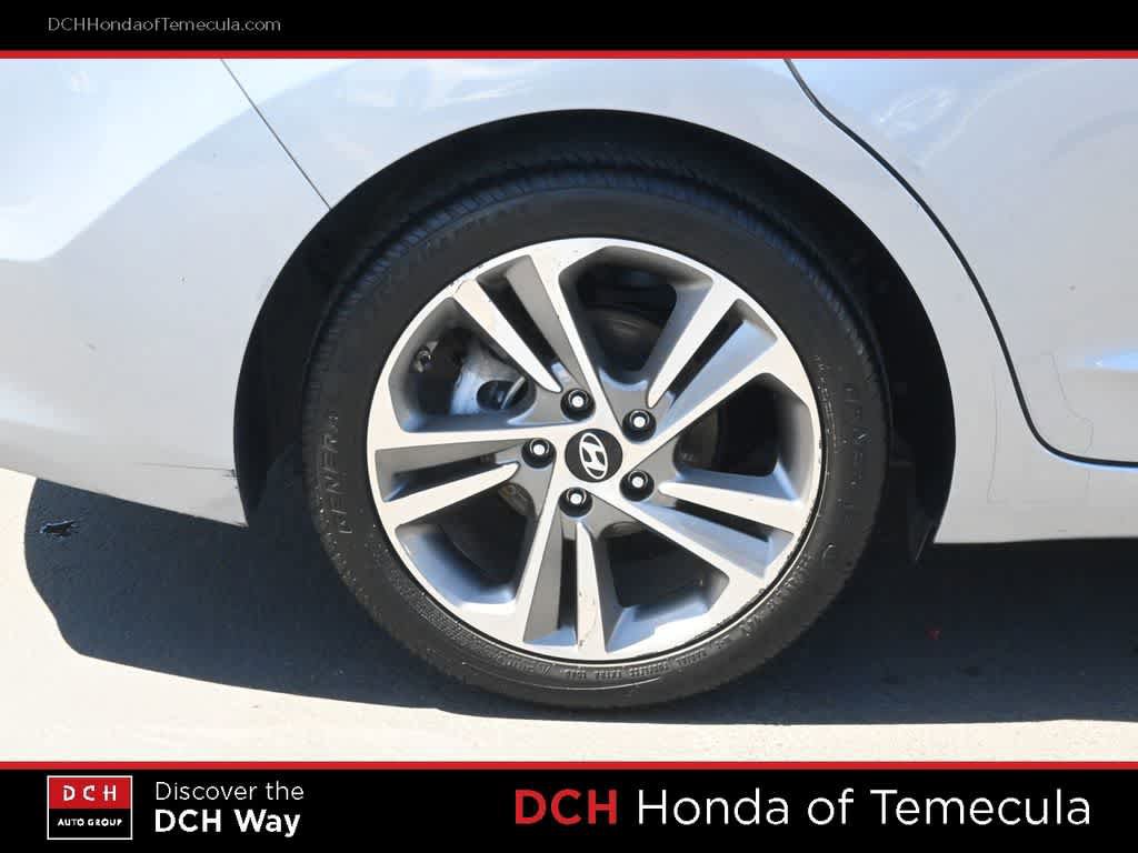 Used 2017 Hyundai Elantra Limited w/ Limited Tech Package 04 FWD image 23