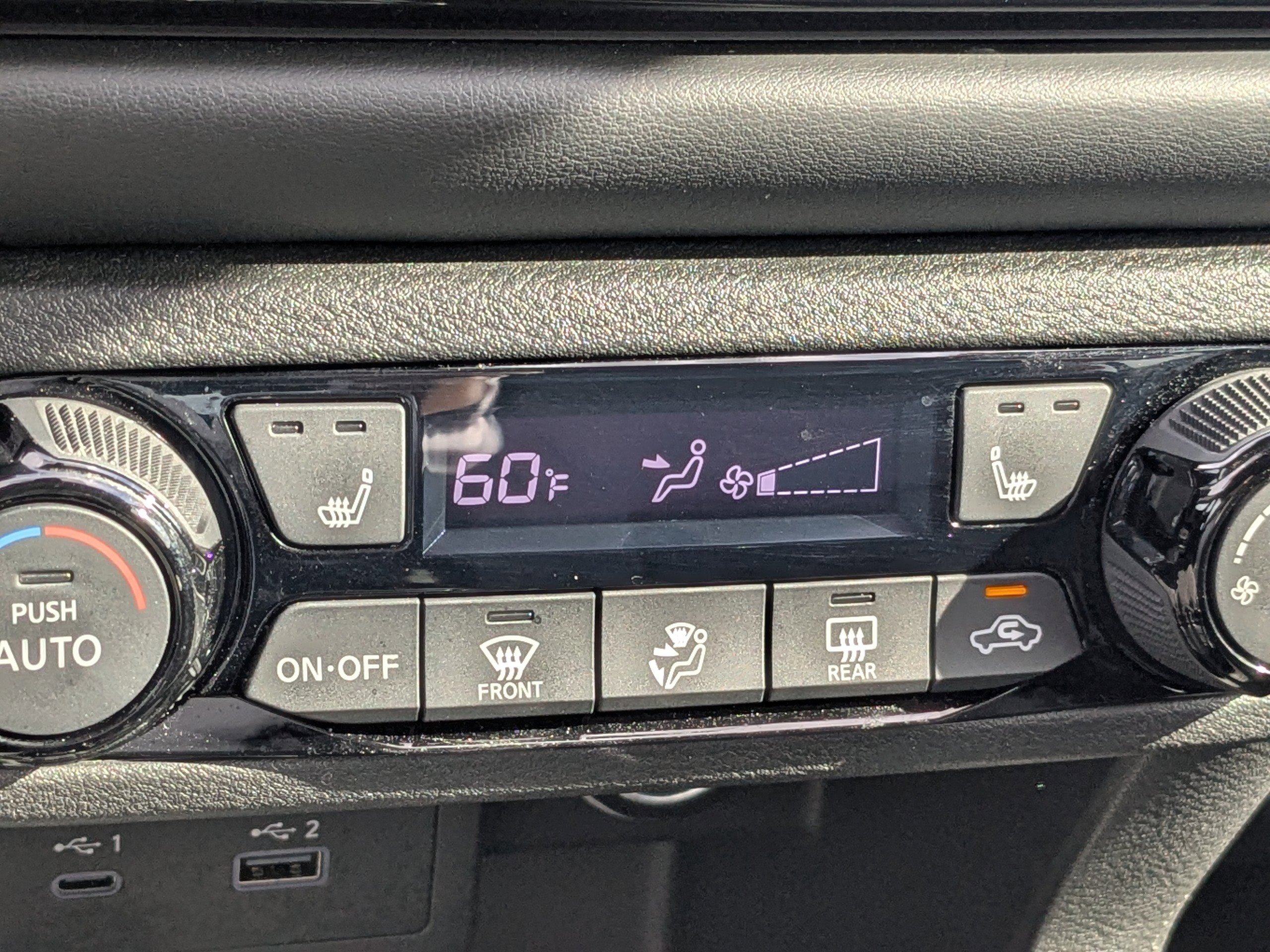 Certified 2024 Nissan Kicks SR w/ SR Premium Package image 21