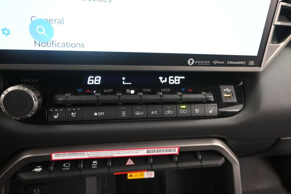 Used 2024 Toyota Tundra Limited AWD/4WD image 29