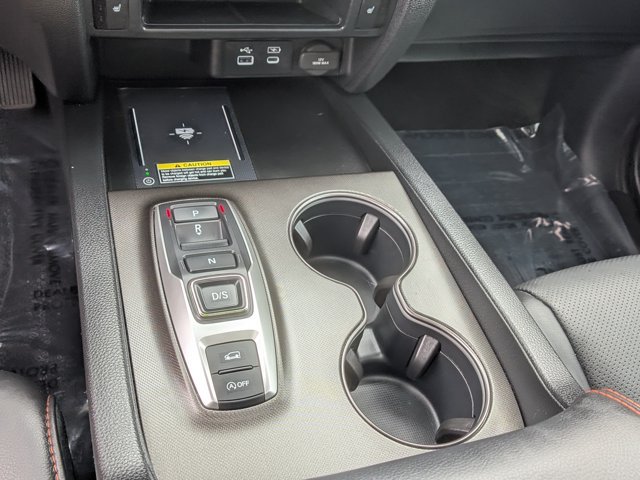 Used 2025 Honda Passport TrailSport image 11