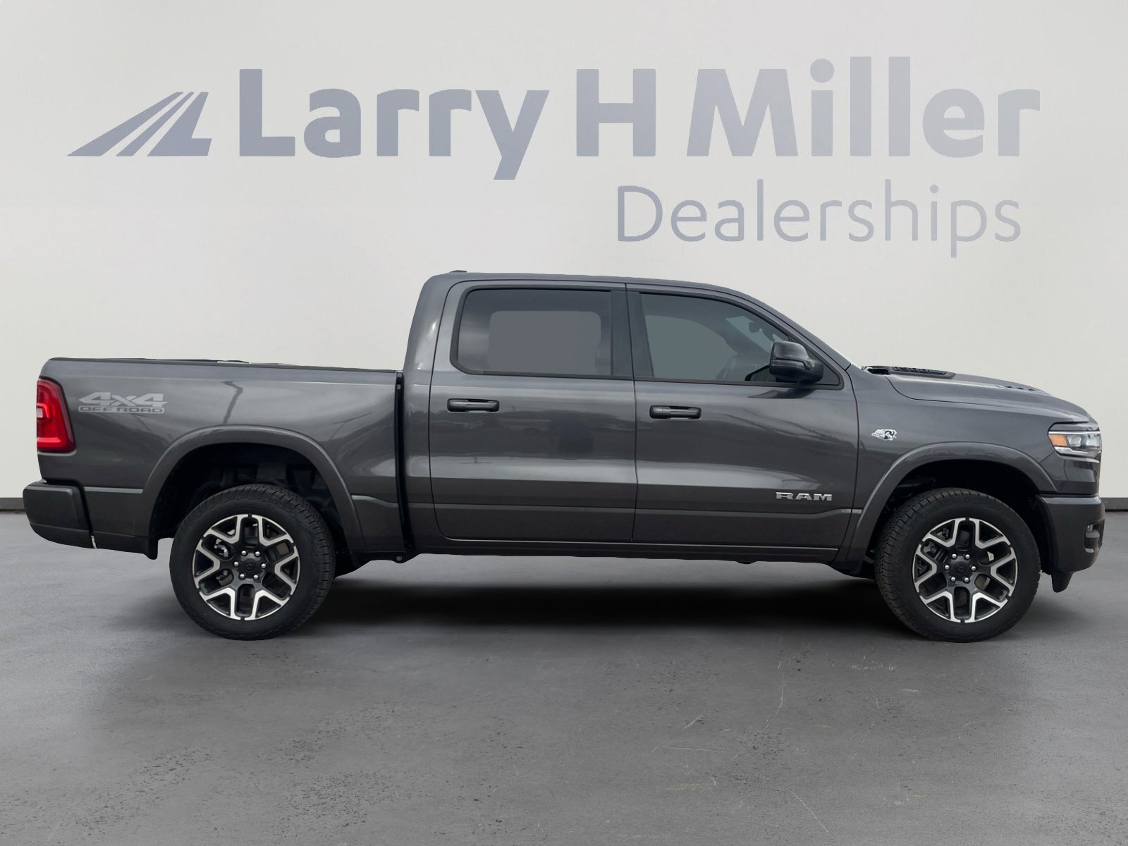 Used 2026 RAM 1500 Laramie w/ Sport Appearance Package image 6