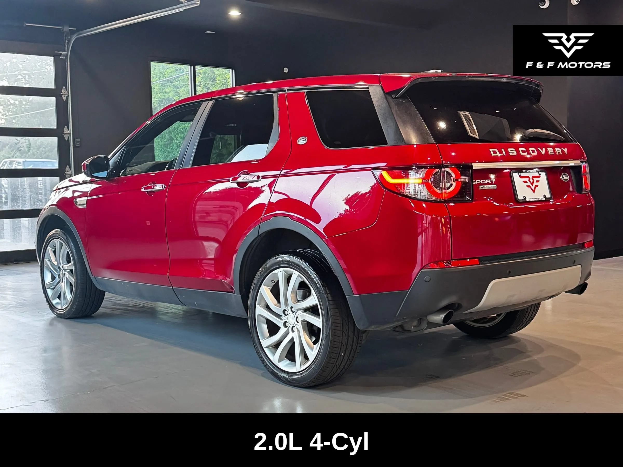 Used 2015 Land Rover Discovery Sport HSE Luxury AWD/4WD image 3