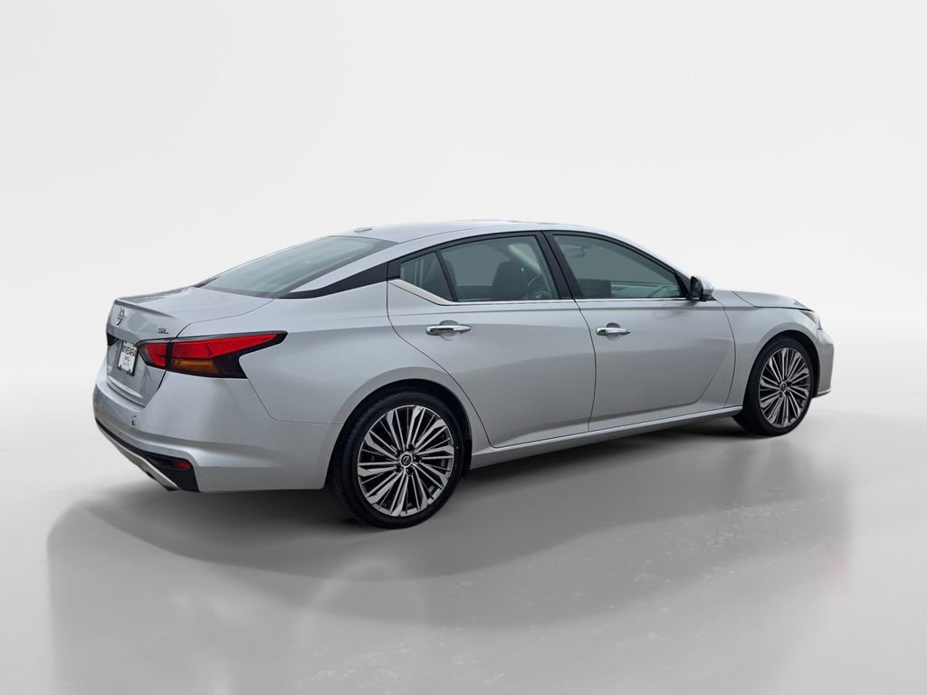 Used 2023 Nissan Altima 2.5 SL FWD image 5