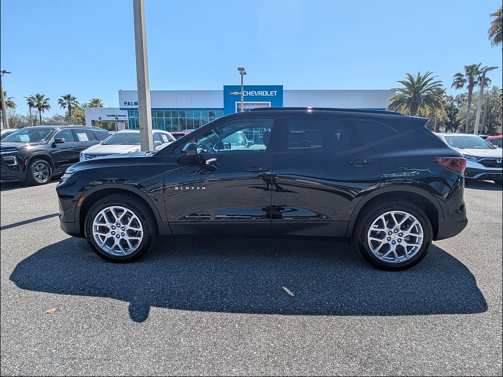 Certified 2024 Chevrolet Blazer LT w/ Convenience Package AWD/4WD image 7