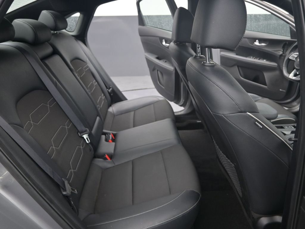 Used 2023 Kia Forte GT-Line w/ GT-Line Premium Package image 25