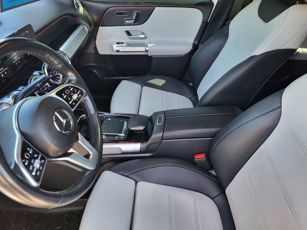 Used 2023 Mercedes-Benz GLB 250 4MATIC image 18