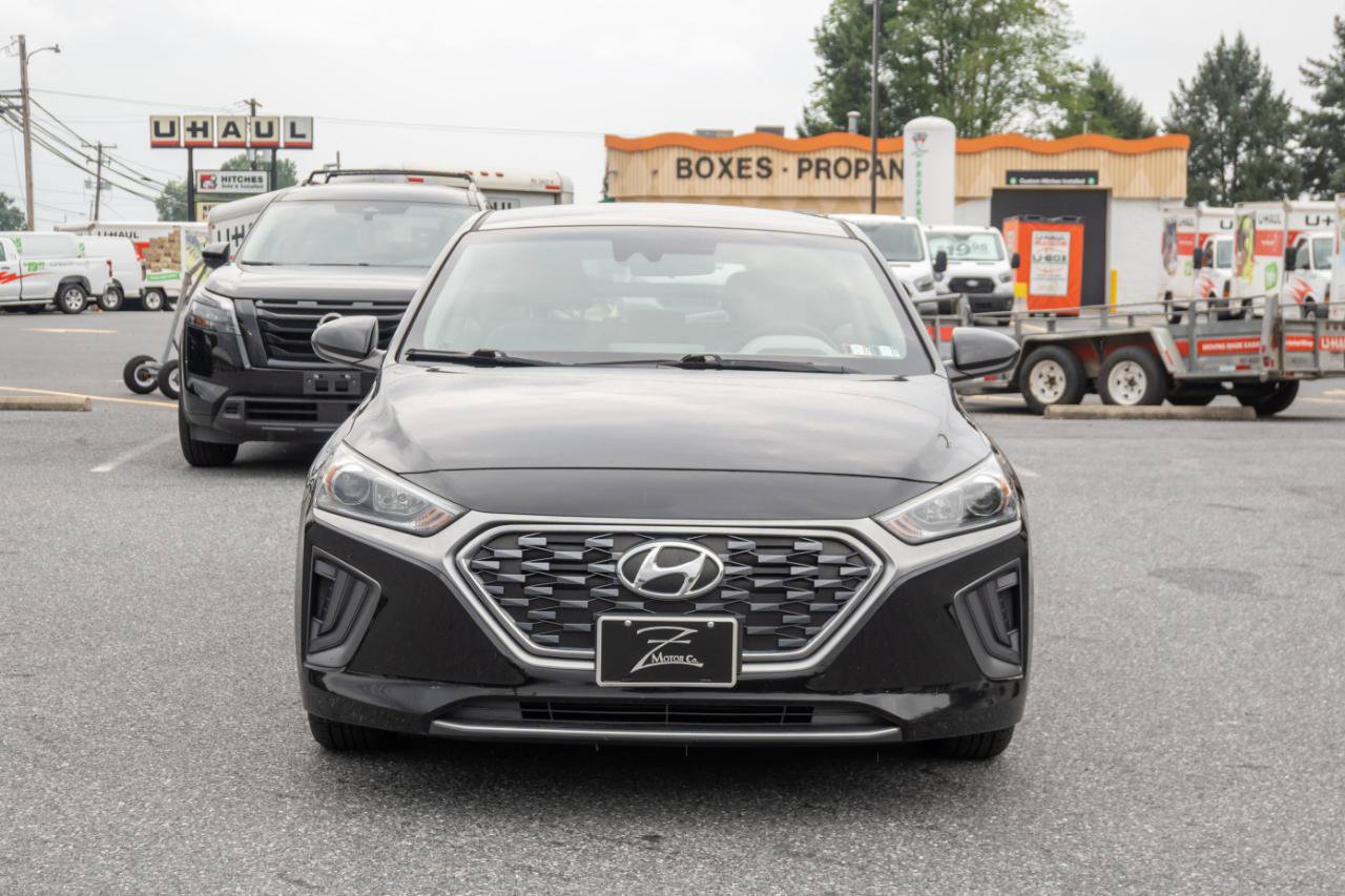 Used 2020 Hyundai Ioniq Blue FWD image 4