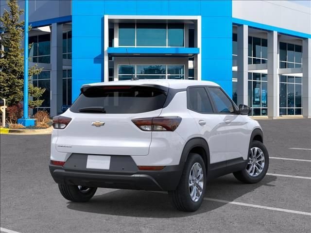 New 2026 Chevrolet TrailBlazer LS w/ LS Convenience Package FWD image 4
