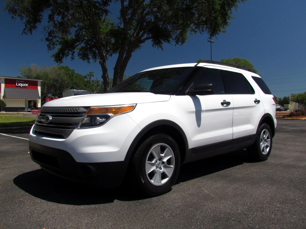 Used 2013 Ford Explorer FWD image 2