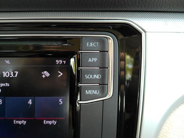 Used 2019 Volkswagen Passat 2.0T Wolfsburg w/ Wheels & Sunroof Package FWD image 41