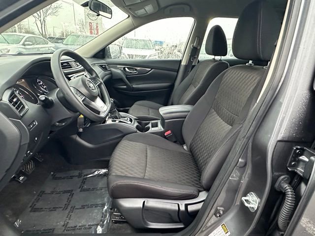 Used 2018 Nissan Rogue S image 25