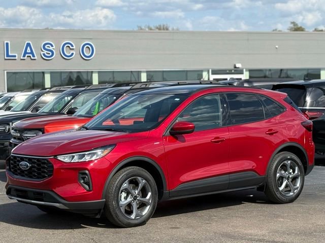 Used 2026 Ford Escape ST-Line Select w/ Equipment Group 401A AWD/4WD image 33