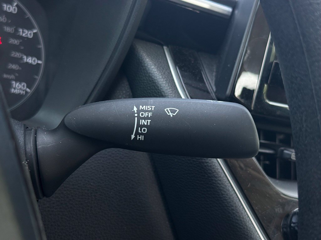 Used 2025 Toyota Corolla LE FWD image 19