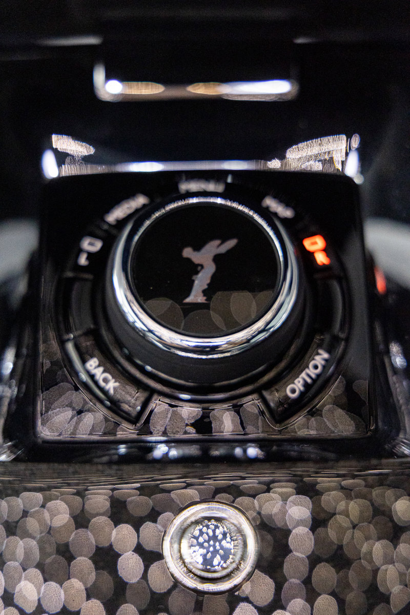 Certified 2024 Rolls-Royce Cullinan Black Badge image 34