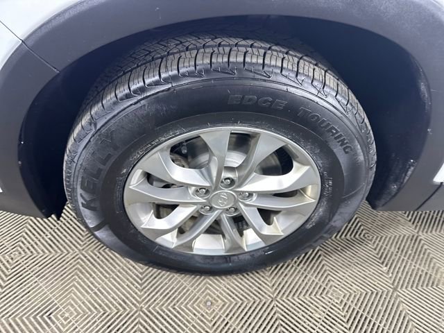 Used 2019 Hyundai Santa Fe SE FWD image 10