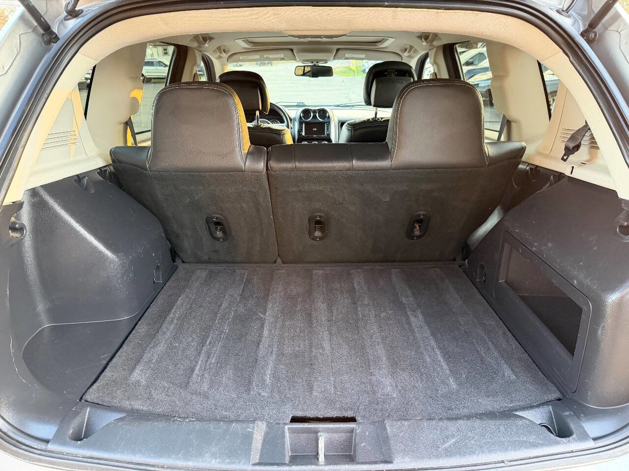 Used 2017 Jeep Compass High Altitude FWD image 13