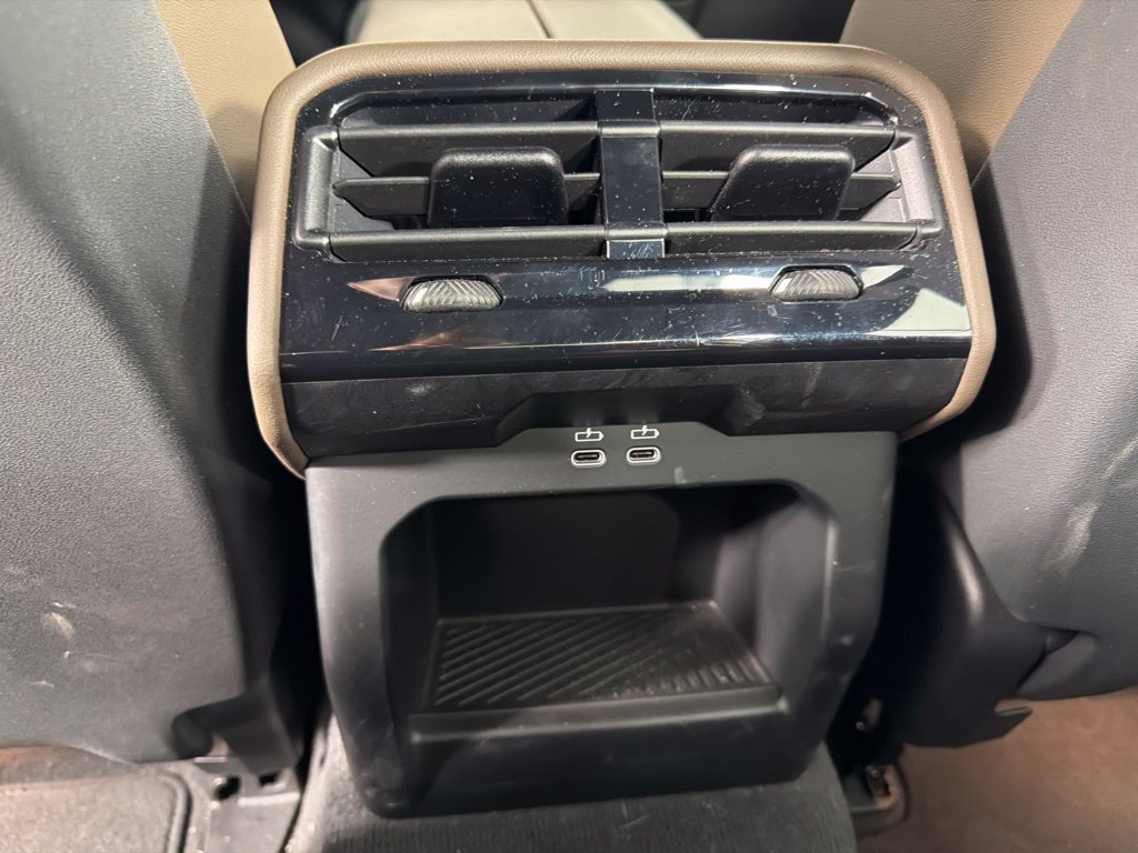 Used 2024 BMW 540i xDrive w/ Premium Package AWD/4WD image 18