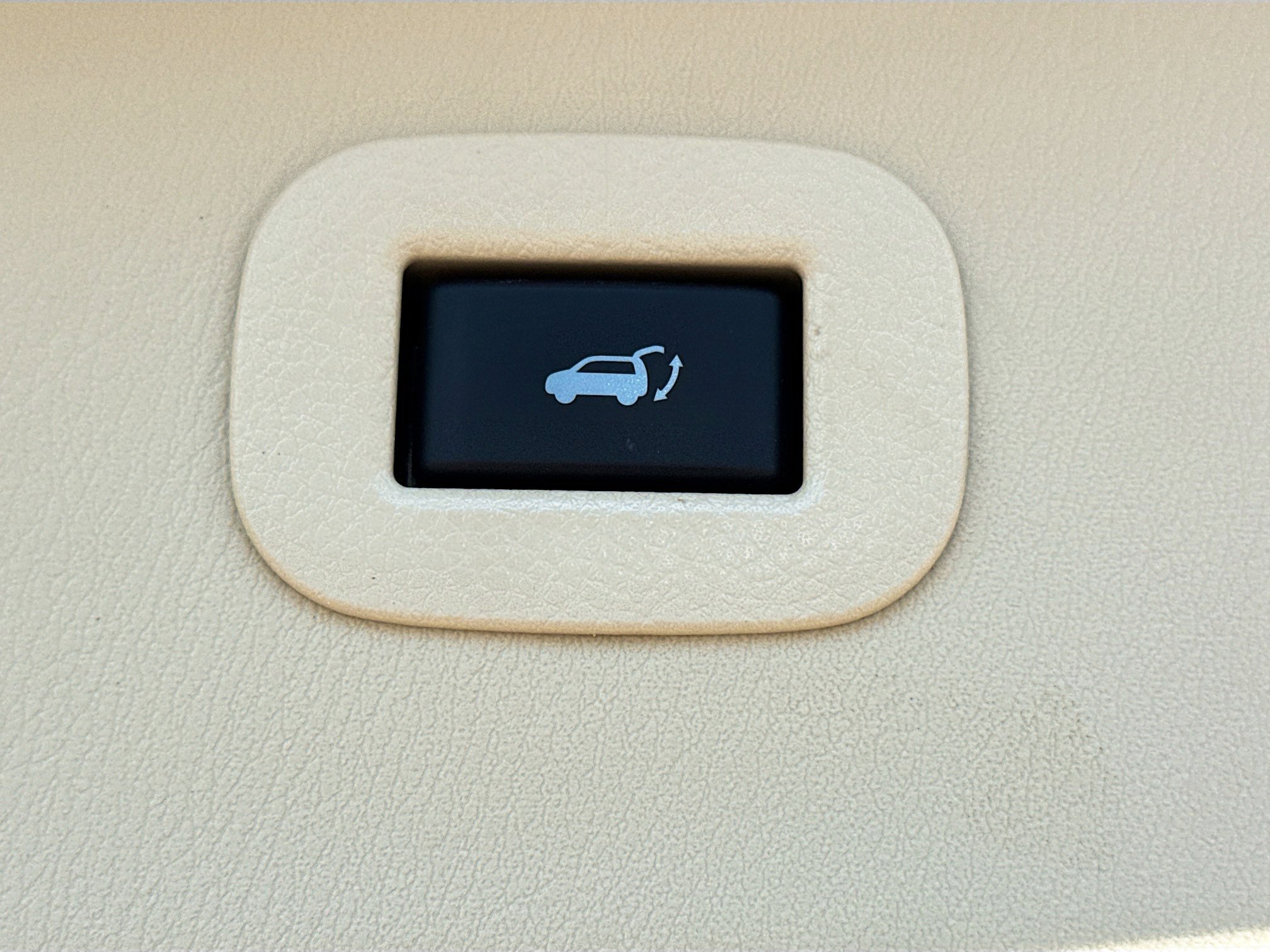 Used 2024 INFINITI QX80 Sensory image 14