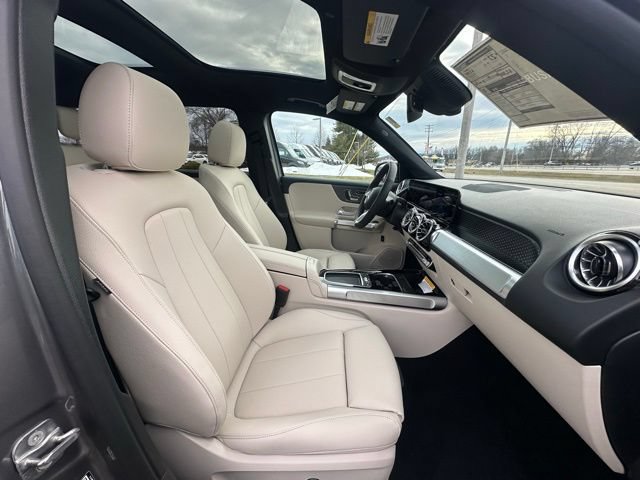 New 2026 Mercedes-Benz GLB 250 4MATIC image 30