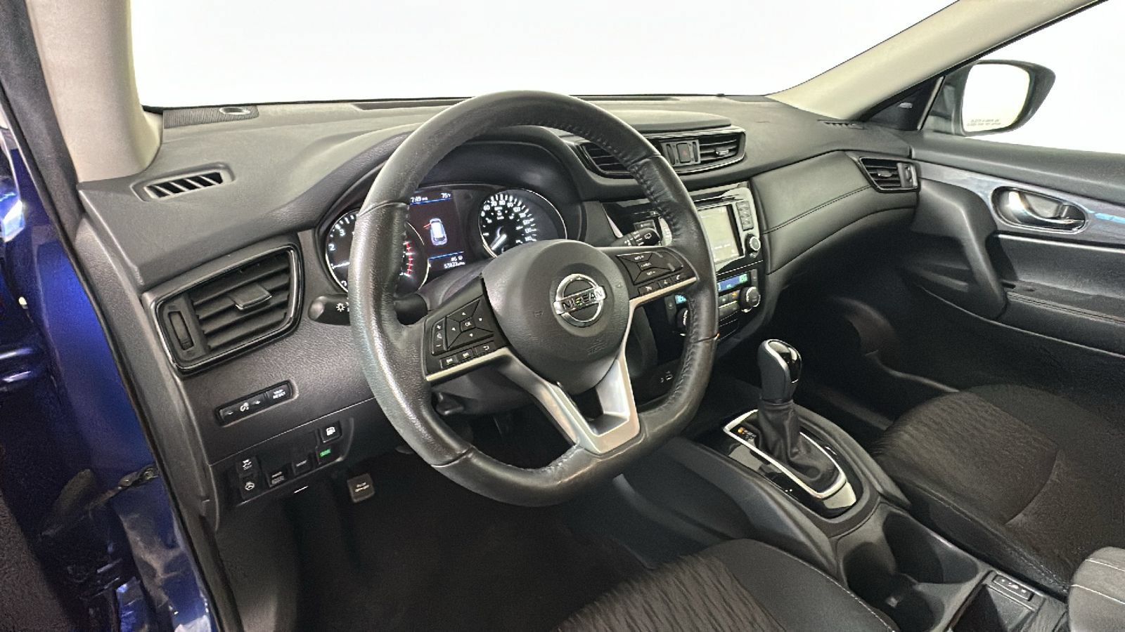 Used 2020 Nissan Rogue S AWD/4WD image 12