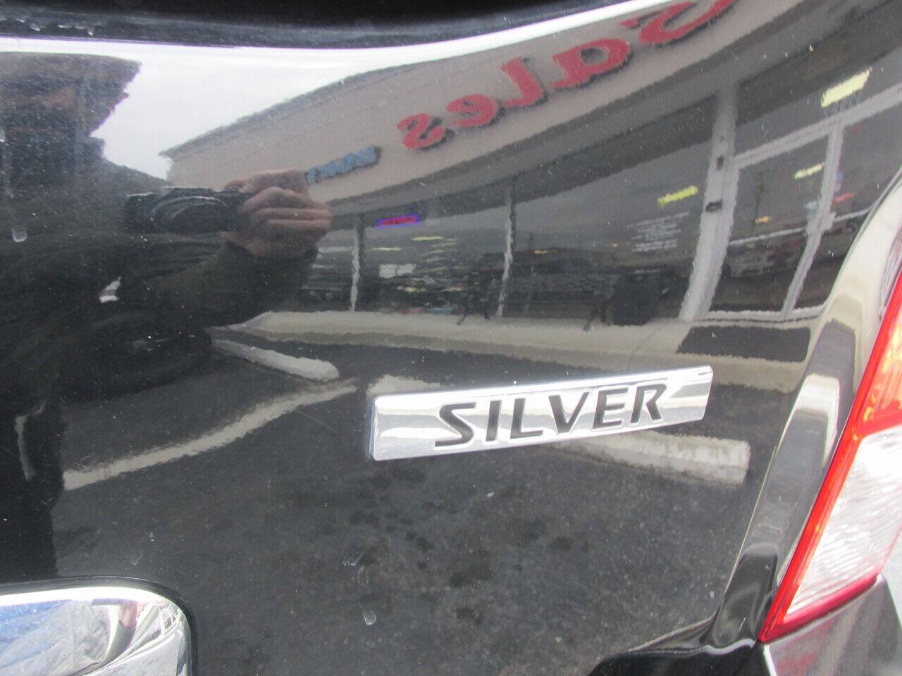 Used 2012 Nissan Pathfinder Silver w/ DVD Entertainment Pkg AWD/4WD image 6