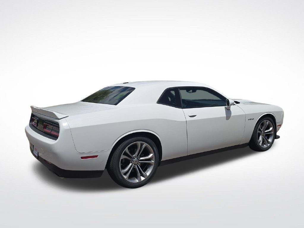 Used 2022 Dodge Challenger R/T RWD image 5